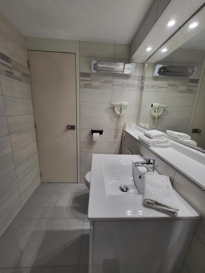 Kyriad Bellegarde - Geneve Hotel Chatillon-en-Michaille