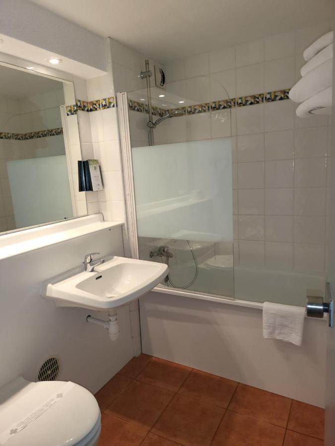 Hotel Kyriad Bellegarde - Geneve 3*